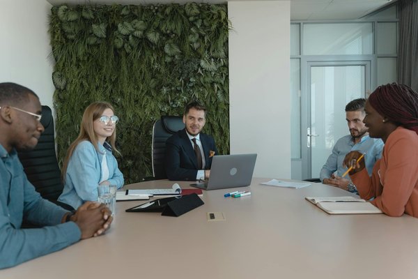 How Did Businesses in the UK Adapt to New Economic Challenges?